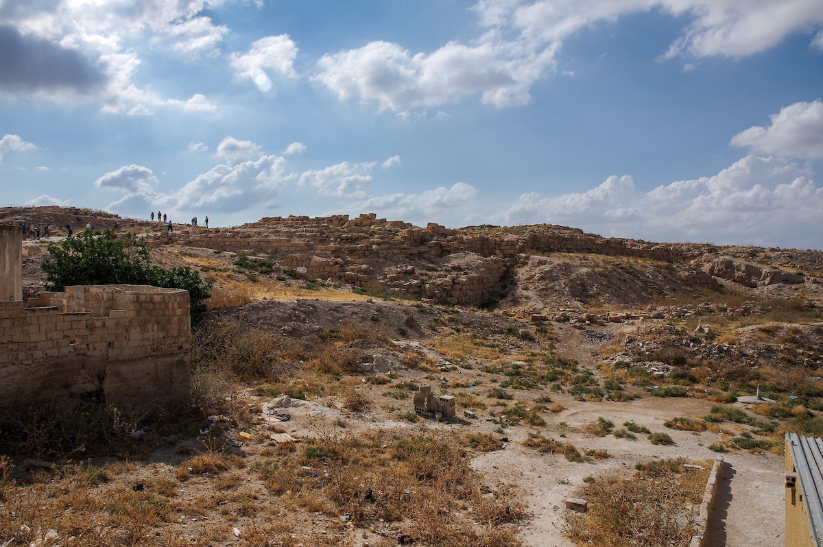 Tell Dhiban from southeast bibleplaces