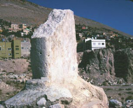 Shechem standing stone